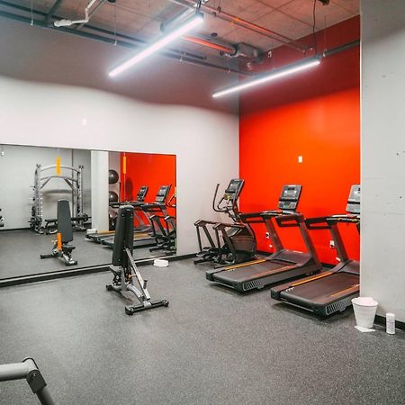 New Luxury 2Br Penthouse Apt In Central ハリファックス エクステリア 写真