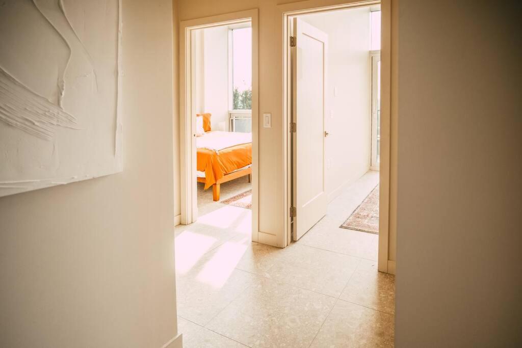 New Luxury 2Br Penthouse Apt In Central ハリファックス エクステリア 写真