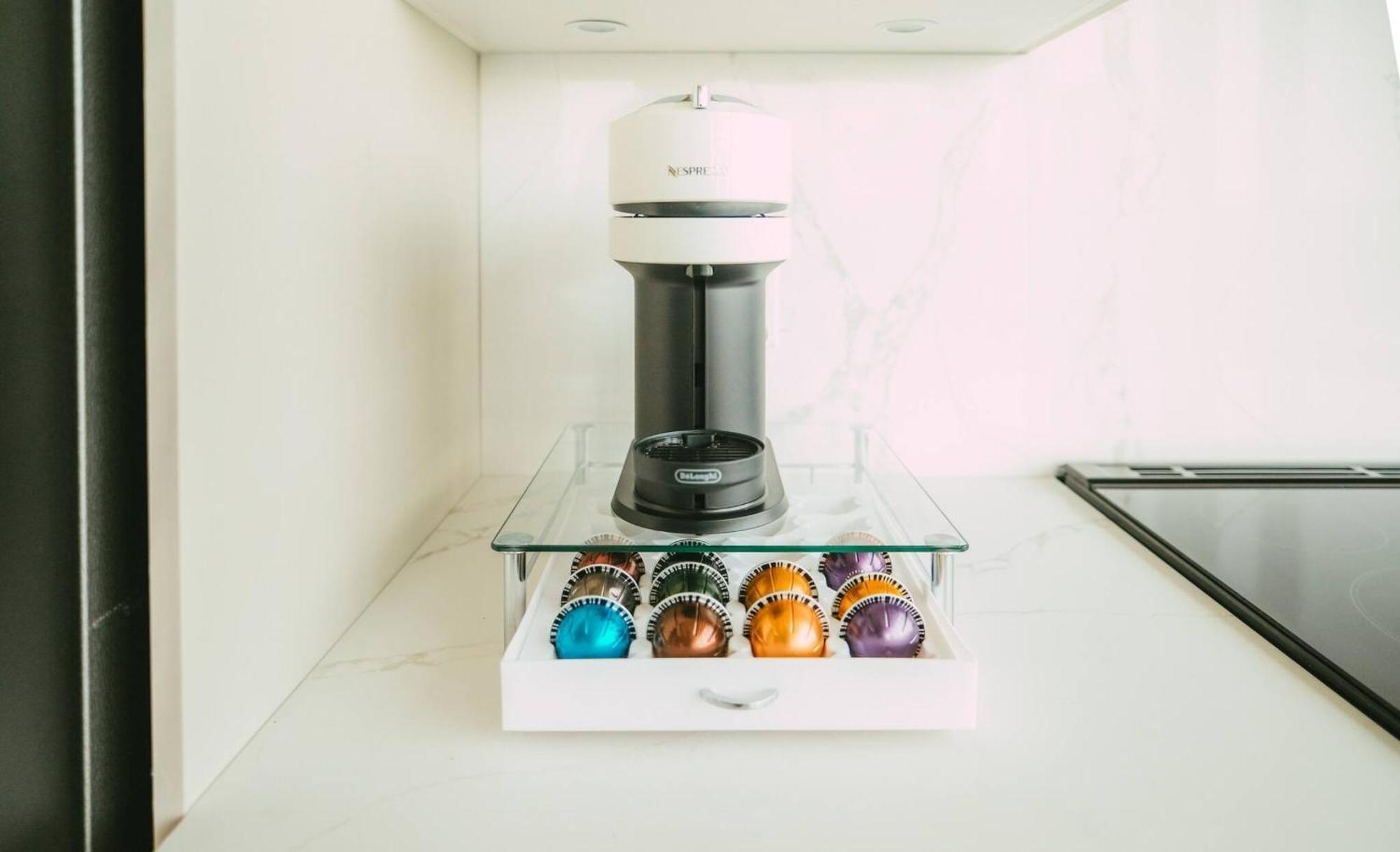 New Luxury 2Br Penthouse Apt In Central ハリファックス エクステリア 写真