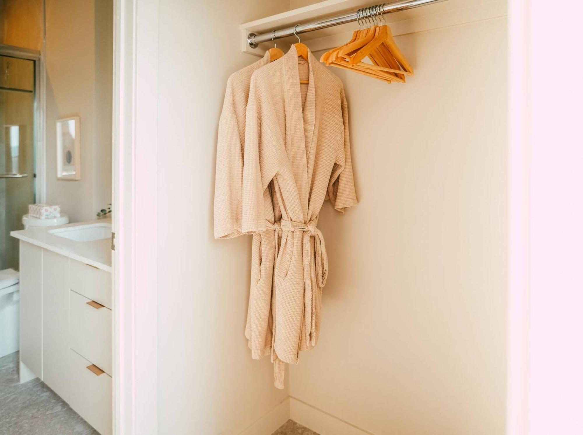 New Luxury 2Br Penthouse Apt In Central ハリファックス エクステリア 写真
