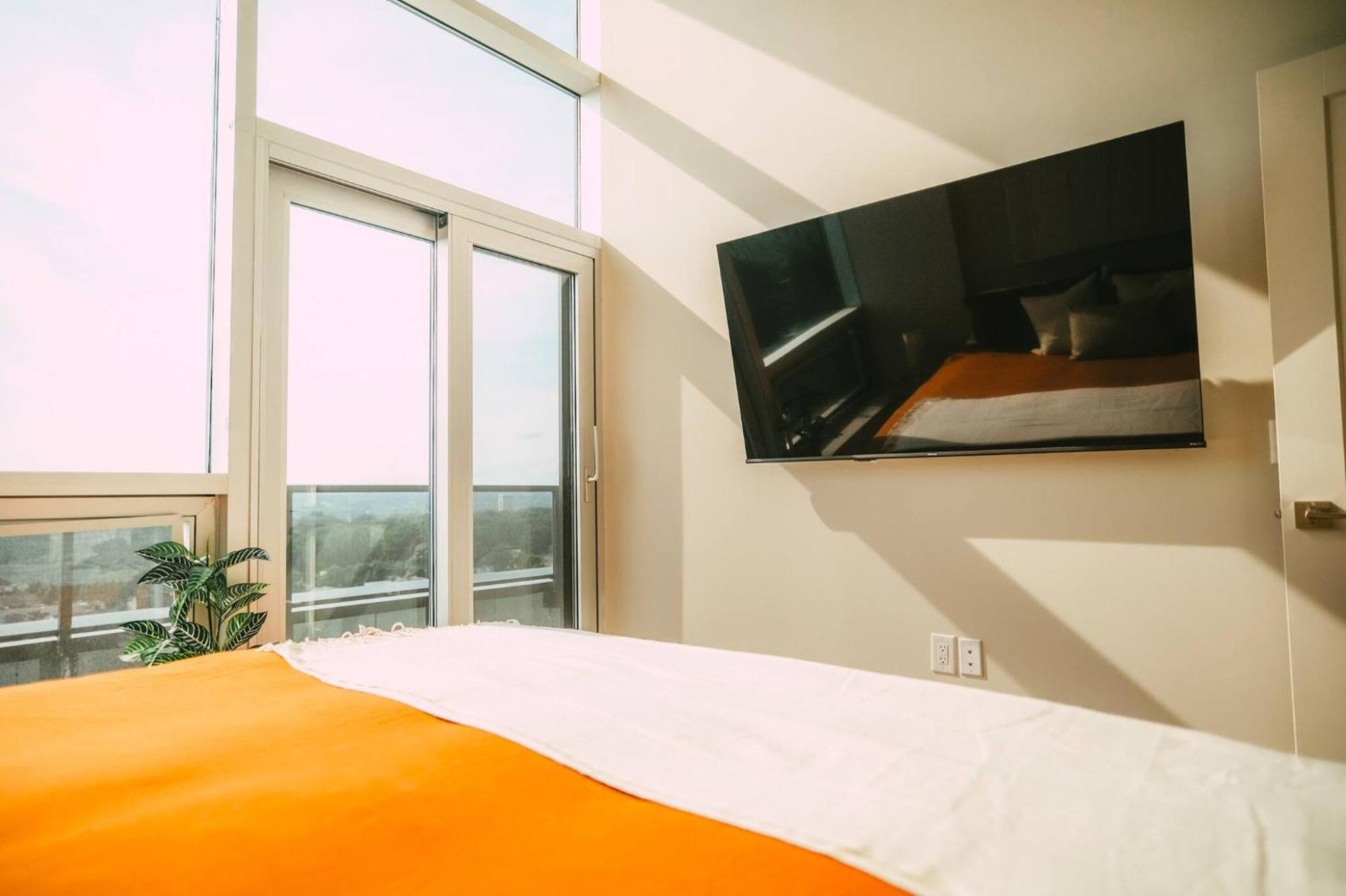New Luxury 2Br Penthouse Apt In Central ハリファックス エクステリア 写真