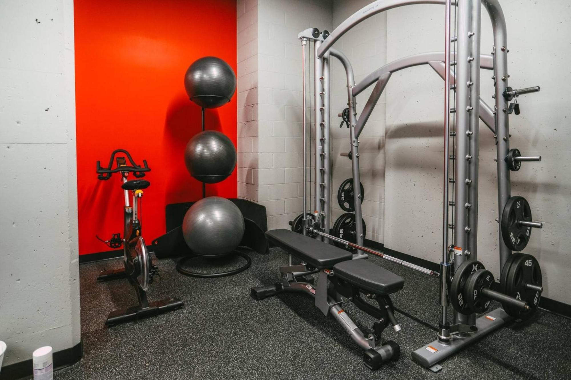 New Luxury 2Br Penthouse Apt In Central ハリファックス エクステリア 写真